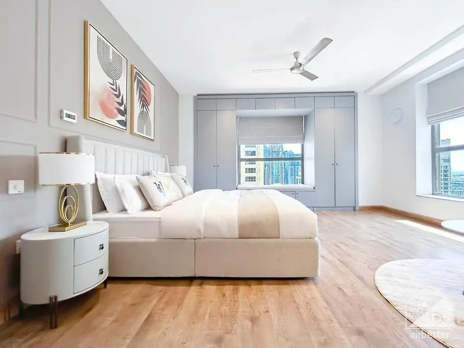 Luxury Stay With Incredible Views & Balcony Dubai Jbr Apartament